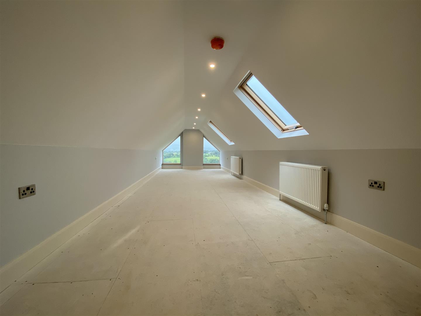 SECOND FLOOR ATTIC ROOM